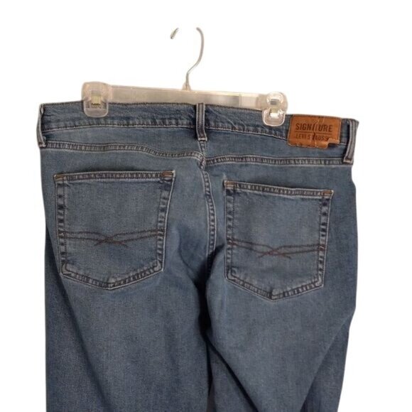 Signature By Levi Strauss W36 L32 Mens Athletic Jeans Medium Wash Blue Denim - Picture 10 of 15